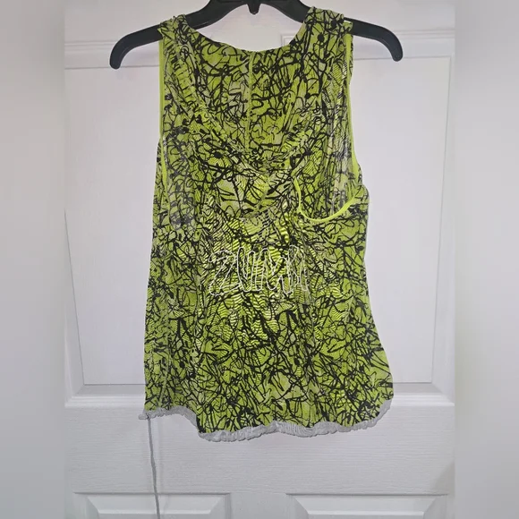 Zumba Fitness Pink and Black Tank Top - Picture 4 of 7